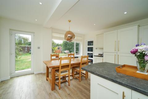 53 Weston Avenue, Leighton Buzzard, LU7 4QZ