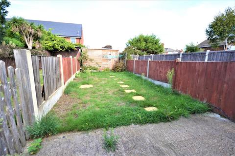 10 Crouch Road, Burnham-on-crouch, CM0 8DX