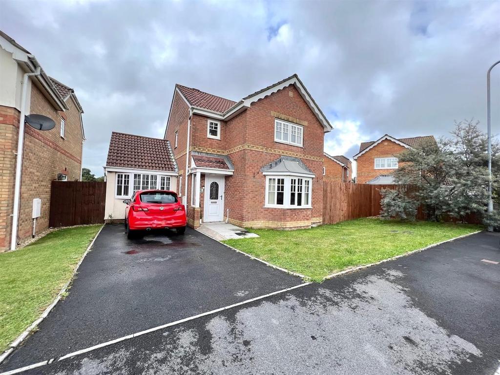Pant Bryn Isaf, Llwynhendy, Llanelli 3 bed detached house for sale £