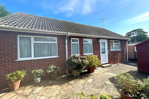 2 bedroom detached bungalow for sale, Ashcourt Drive, Hornsea