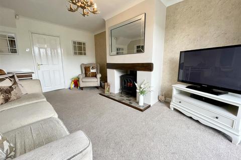 138 Blakedown Road, Halesowen, B63 4QL
