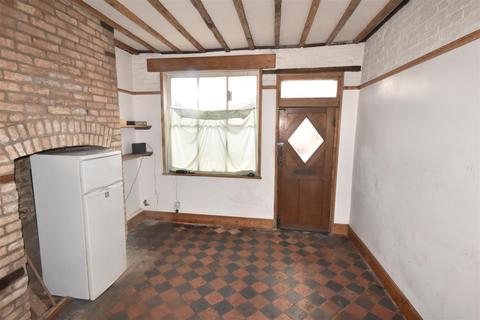 3 bedroom terraced house for sale, North Gate, Newark