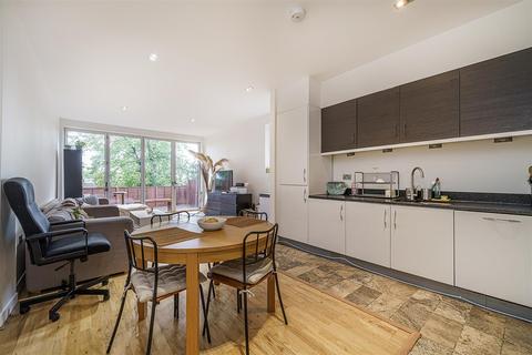 4 bedroom flat for sale - Broxholm Road, West Norwood, SE27