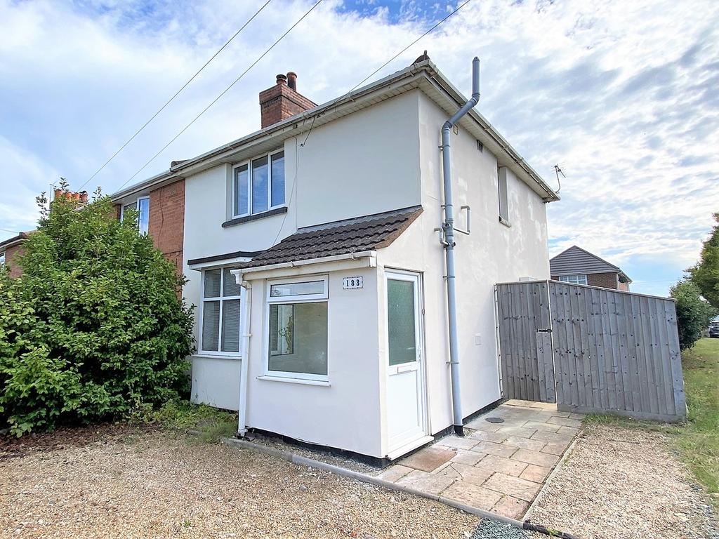 Ringwood Road, Parkstone, Poole, BH12 3 bed semidetached house £299,950