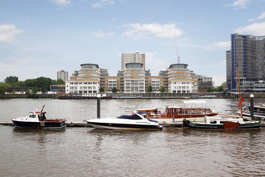 Oyster Wharf, Battersea, SW11 2 bed flat £599,000