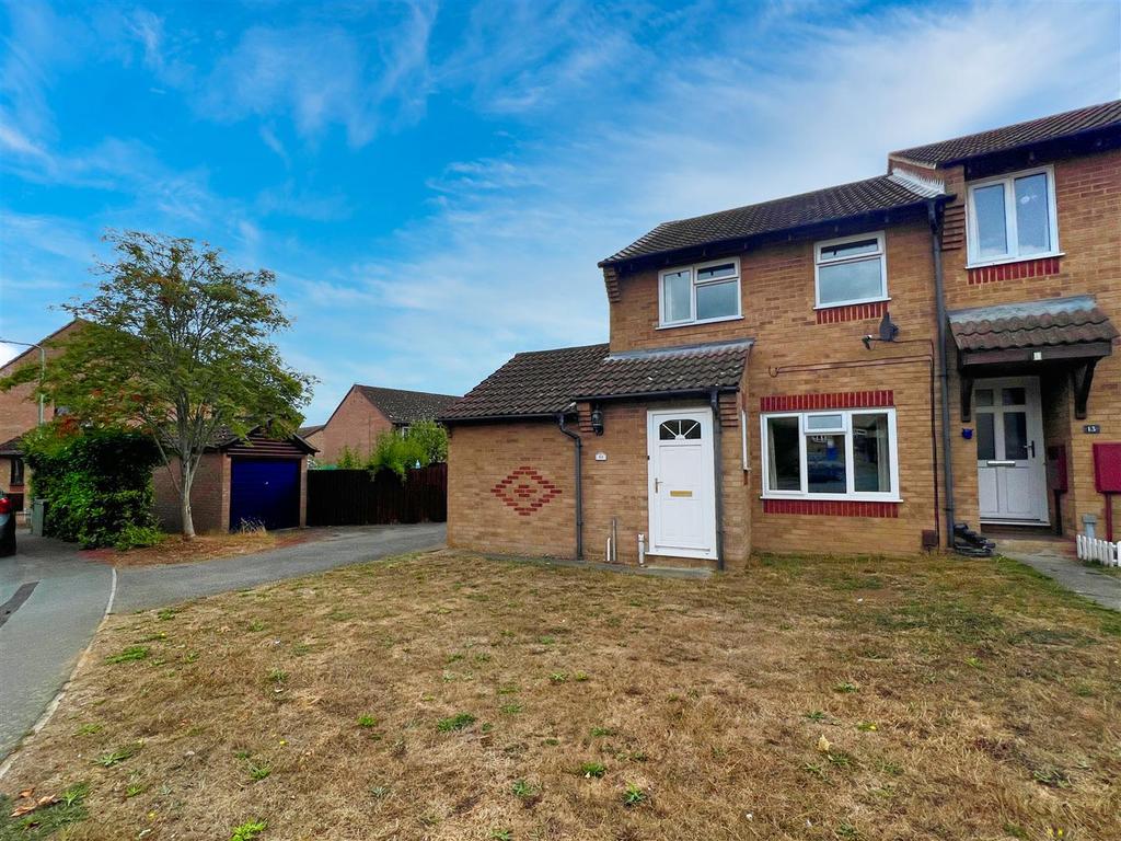 Oldfield Road, Ipswich 3 bed end of terrace house £240,000