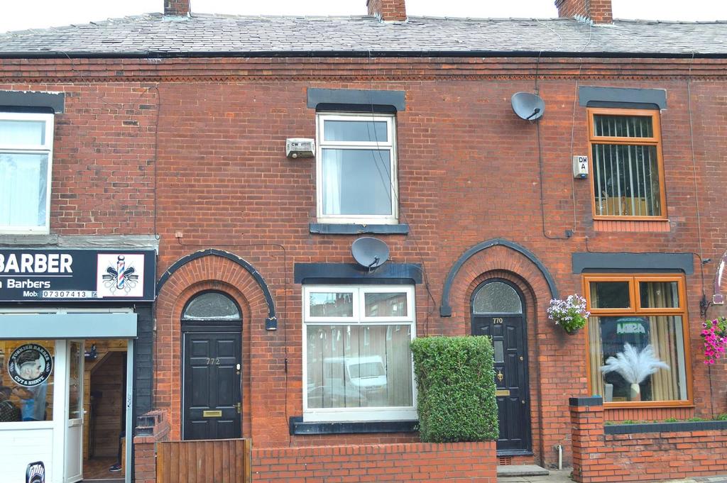 Hollins Road, Hollins, Oldham 2 bed house for sale £110,000