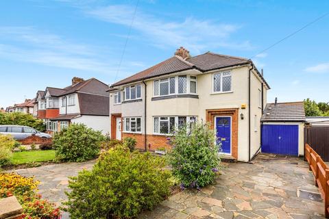 91 Waverley Road, Epsom, KT17 2LL