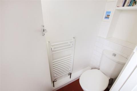 18 Lyndhurst Way, Istead Rise, Gravesend, DA13 9EW