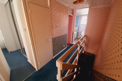 14 Bay Gardens, Bristol, BS5 6YB