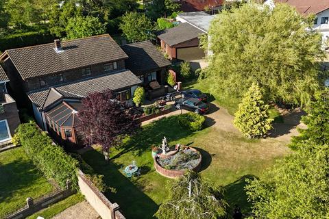 6 bedroom detached house for sale, - WITH SELF CONTAINED ANNEX - Ashey, Ryde