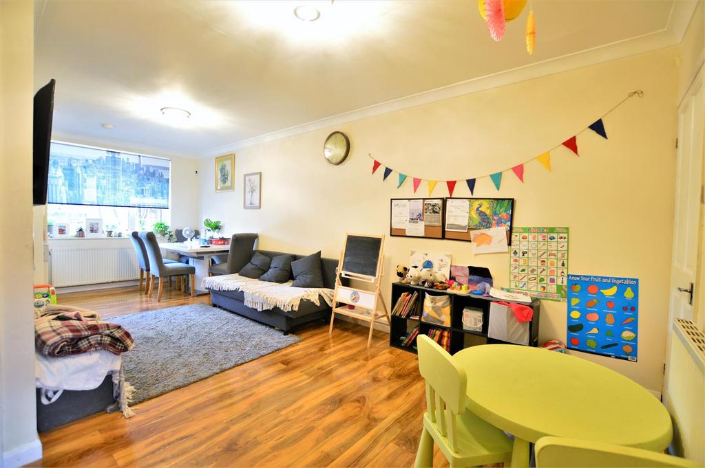 Aldridge Road, Slough 2 bed end of terrace house £375,000