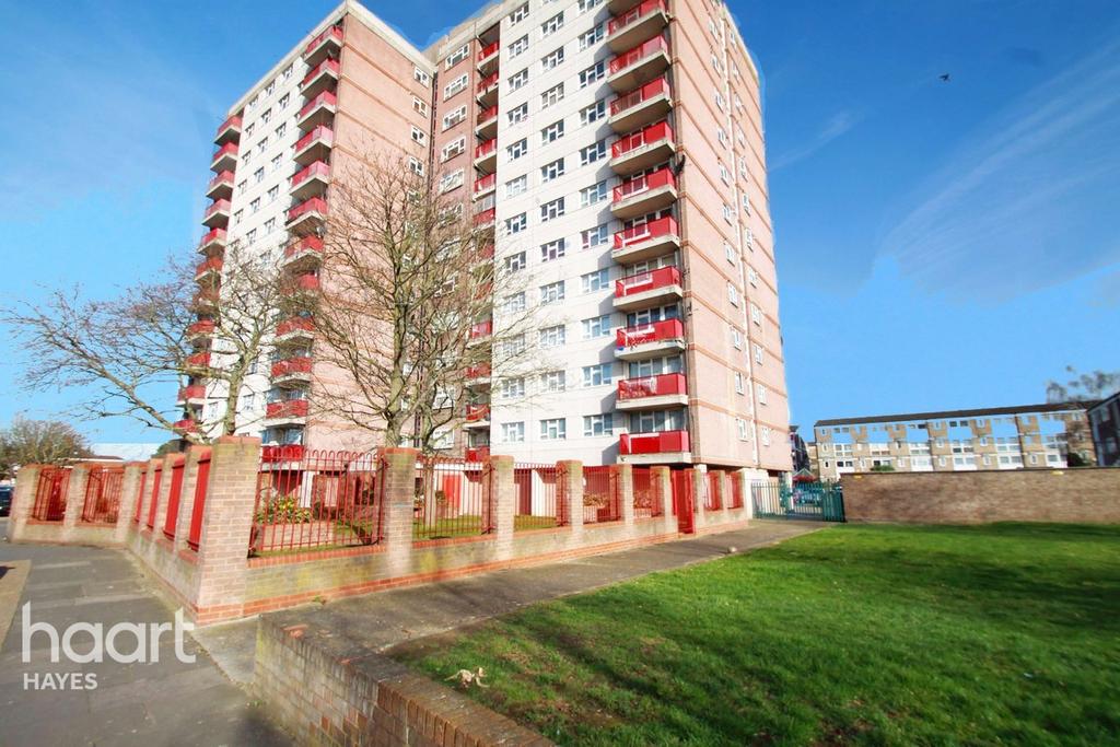 Yeading Lane, Hayes 2 bed flat for sale £230,000