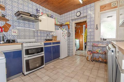82 Wilton Road, London, N10 1LT