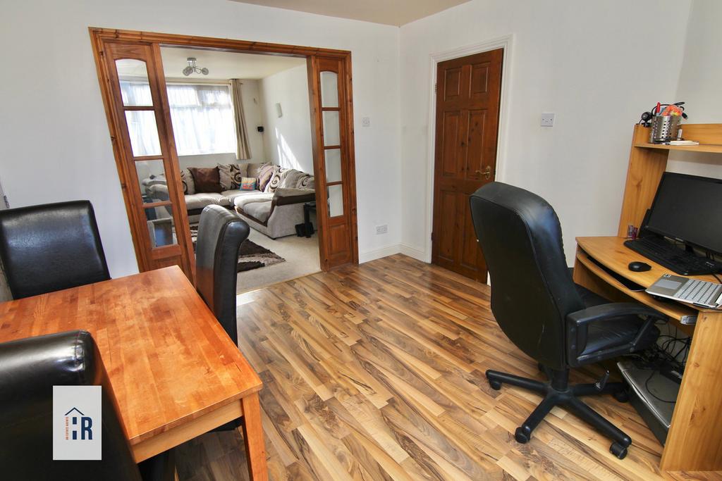 Whitnash Grove, Coventry, CV2 3 bed terraced house £190,000
