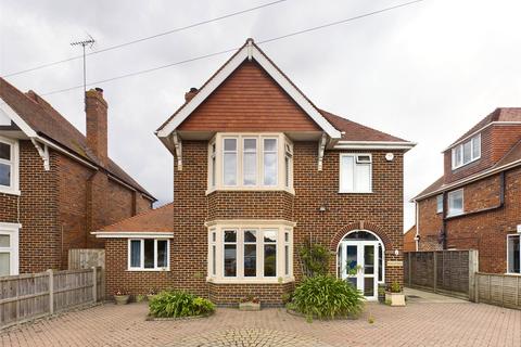 5 bedroom detached house for sale - Estcourt Road, Gloucester, Gloucestershire, GL1