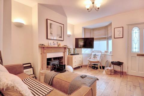 2 bedroom terraced house to rent, Albert Road, Henley-On-Thames
