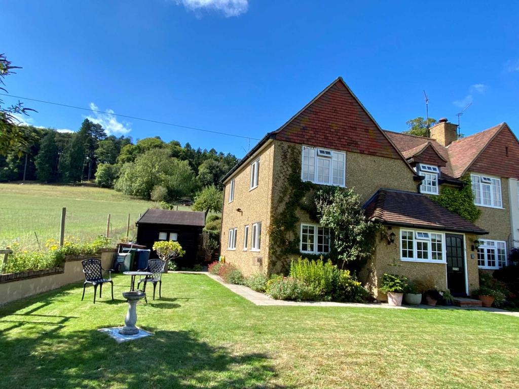 Varnells Terrace, Hambleden 4 bed house for sale £1,000,000