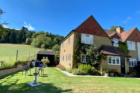 1 Varnells Terrace, Hambleden, Henley-on-thames, RG9 6SA