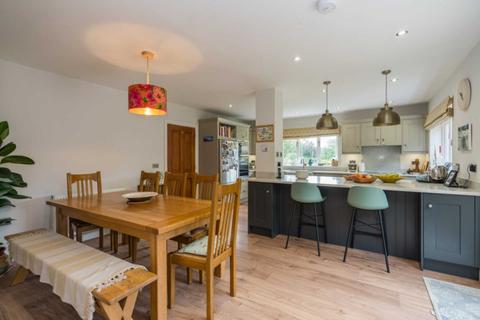1 Varnells Terrace, Hambleden, Henley-on-thames, RG9 6SA