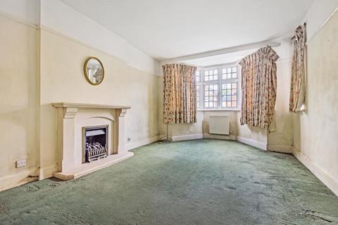 3 North Crescent, London, N3 3LL