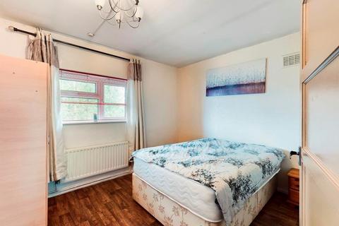 33 Stansgate Place, Stoke-on-trent, ST1 5DS