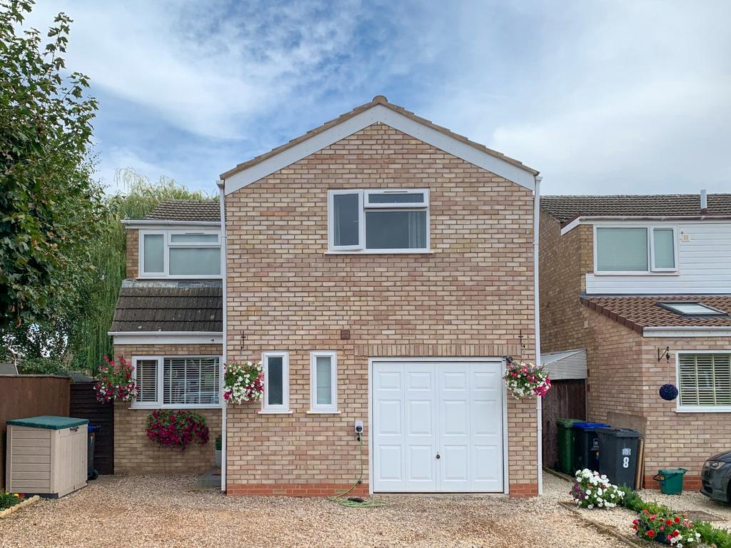 Marten Close, Hampton Magna, Warwick, Warwickshire, CV35 8UD 4 bed