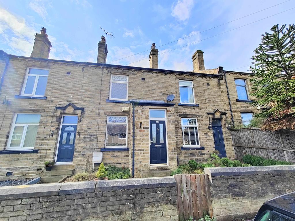 Smith House Lane, Halifax HX3 2 bed terraced house for sale £170,000