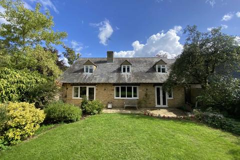 undefined, West End, Kingham
