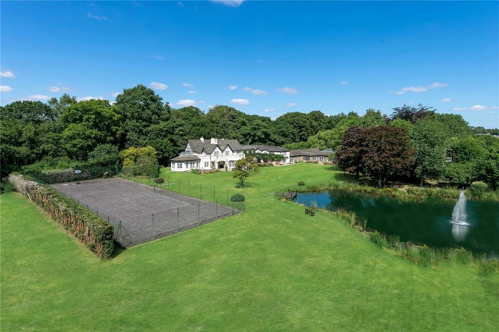 Seven Sisters Lane, Toft, Near Knutsford, Cheshire, WA16 5 bed detached