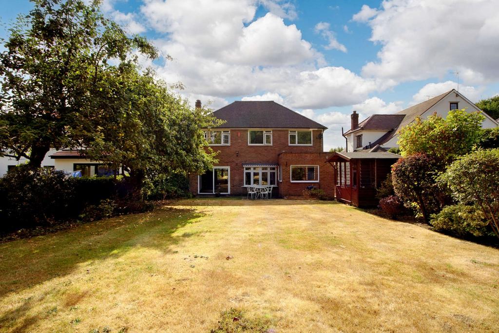 Grange Gardens, Pinner Village, HA5 4 bed detached house £1,425,000