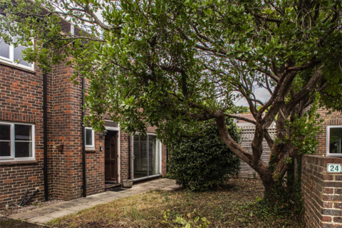 24 Folly Green, Woodcote, Reading, RG8 0ND