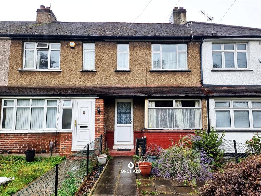 Harlington Road, Hillingdon, UB8 3 bed terraced house for sale £385,000
