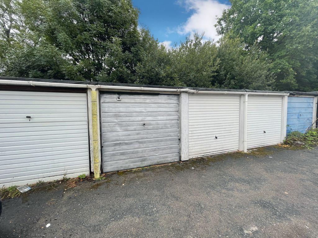 Single Garage