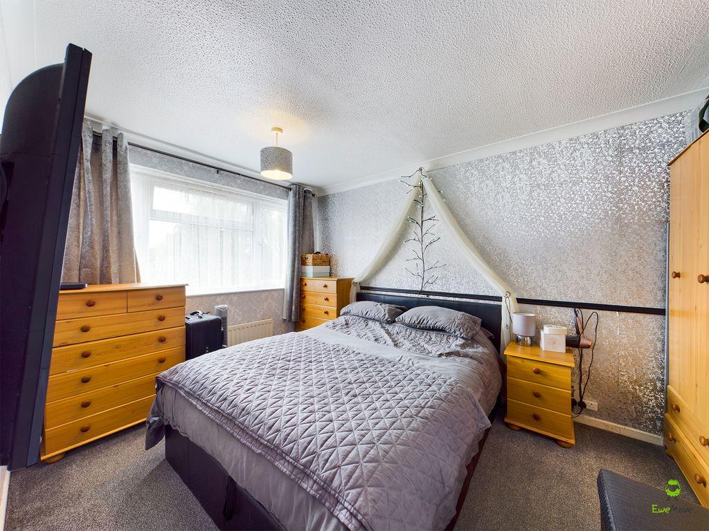 Bedroom 1 (Double)