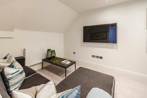 2 bedroom penthouse to rent, Palace Wharf, Rainville Road, Hammersmith, London, W6
