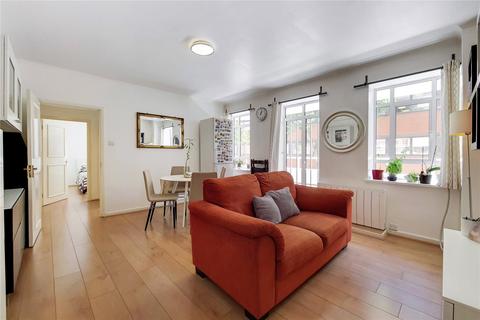 2 bedroom apartment to rent, University Street, Bloomsbury, London, WC1E