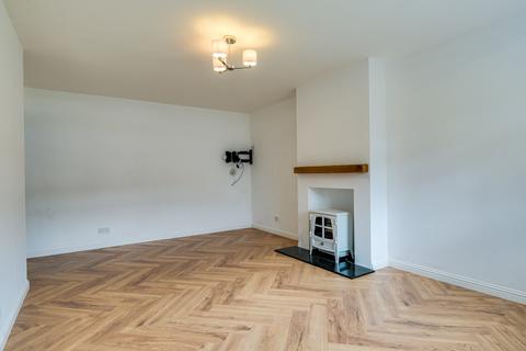 2 bedroom flat to rent, Howth Terrace, Anniesland, Glasgow, G13 1SS