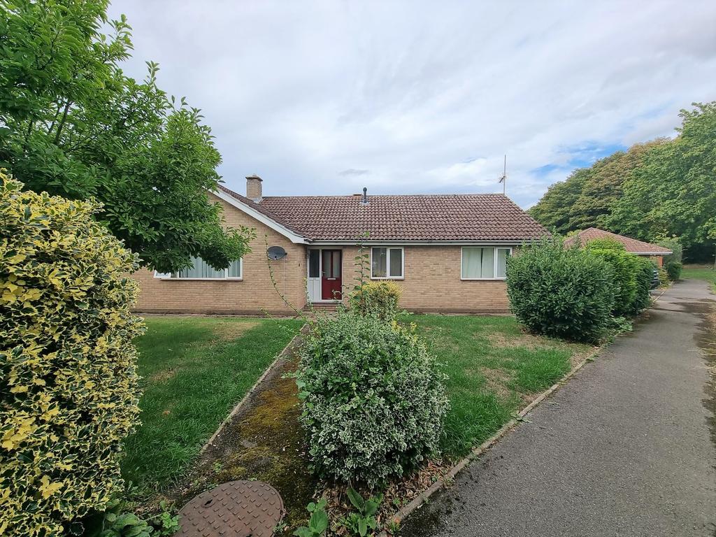 Hardwick Lane, Bury St. Edmunds IP33 3 bed detached bungalow for sale