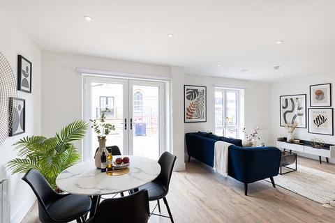 1 bedroom apartment for sale - Plot 2 - Galleywood , Apartment at Bowlers Court, Springfield Road, Chelsmford,, Essex, CM2