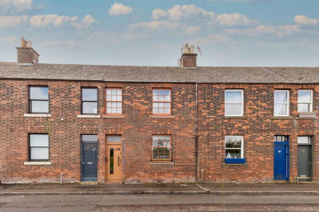 Lower Granton Road 2 bed terraced house £275,000