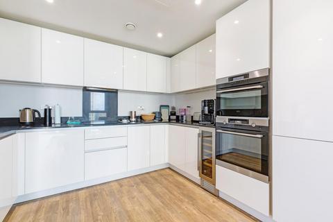 2 bedroom apartment to rent - Gladwin Tower, Nine Elms Point, London, SW8