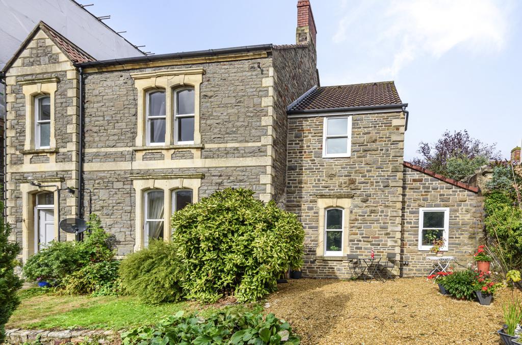 High Street, Bitton, Bristol, Gloucestershire, BS30 5 bed detached