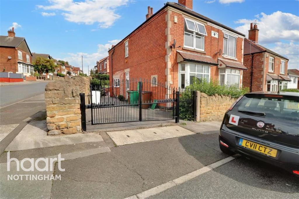 Thorney Hill, Nottingham, NG3 2 bed semidetached house £825 pcm (£