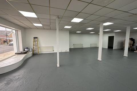 Warehouse to rent, Norwood Green, Southall, Greater London, UB2