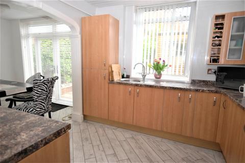 3 bedroom semi-detached house for sale, Lumley Avenue, South Shields