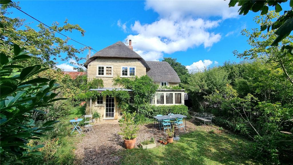 Stour Lane, Stour Row, Shaftesbury, SP7 3 bed detached house for sale