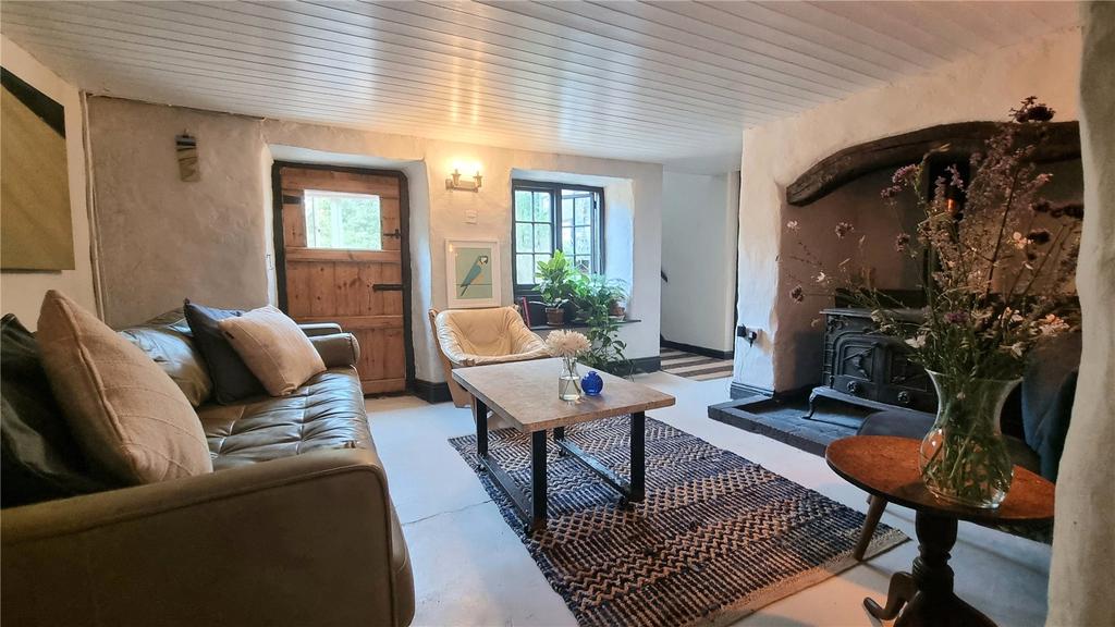 Stour Lane, Stour Row, Shaftesbury, SP7 3 bed detached house £440,000
