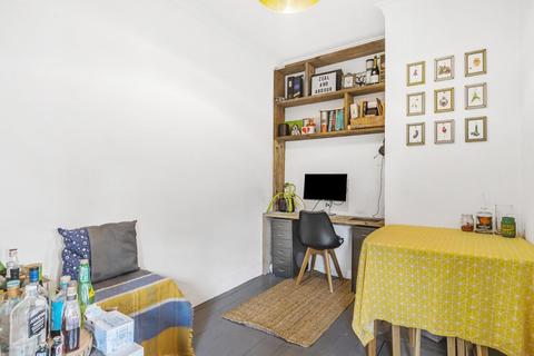 31 Lucas Road, London, SE20 7EE