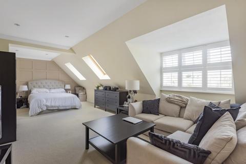 22 Deveraux Close, Beckenham, BR3 3GW